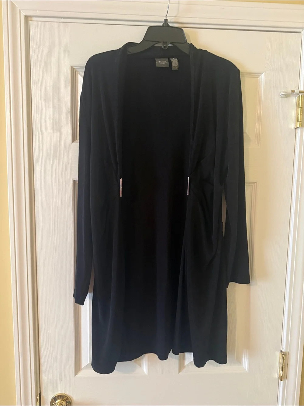Chico’s Travelers Black Twist-Front Long Sleeve Cardigan